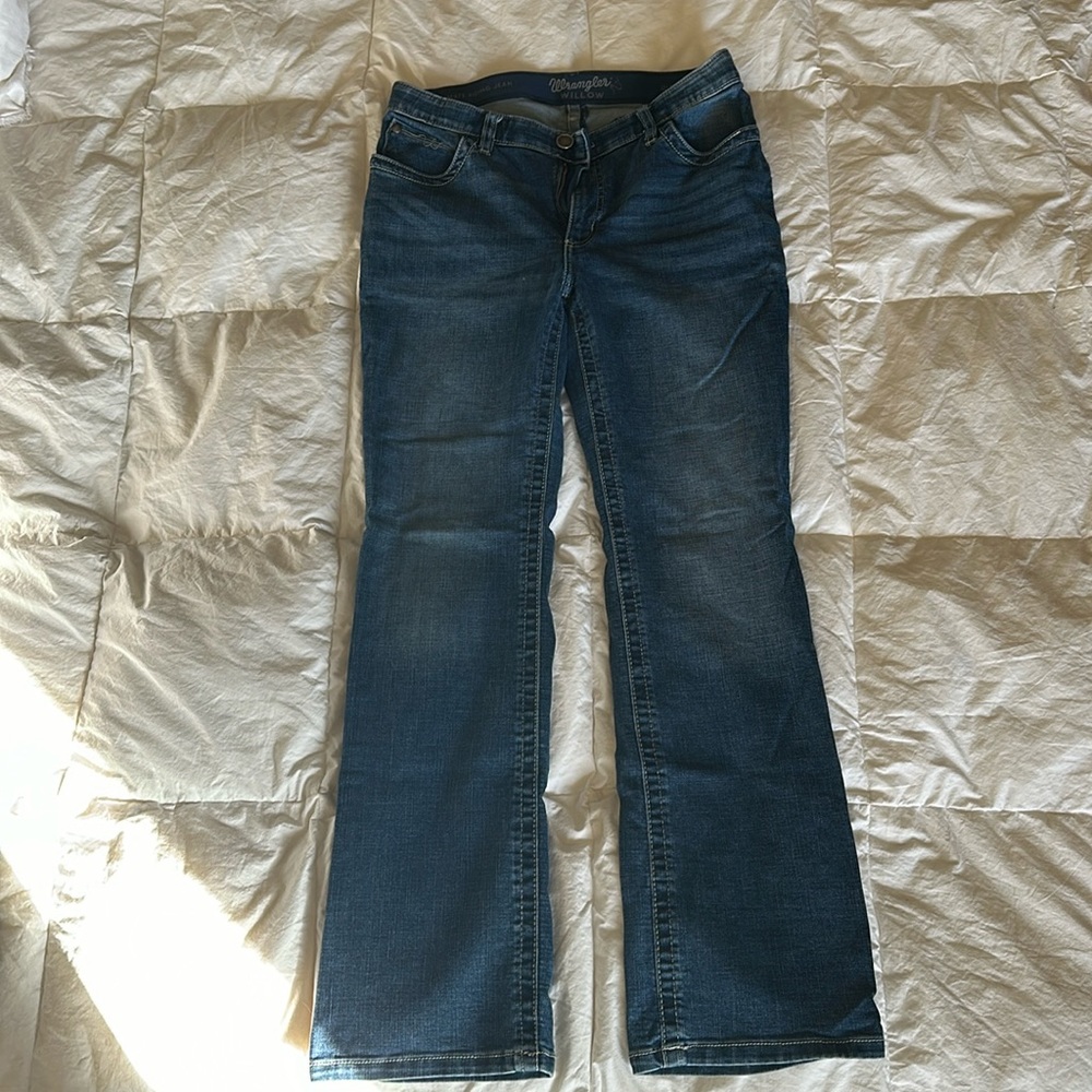 Wrangler Willow Ultimate Riding Jeans. Size 11x32